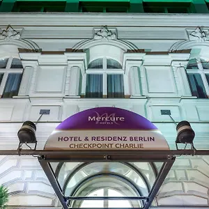 **** Szálloda Mercure & Residenz Checkpoint Charlie Németország