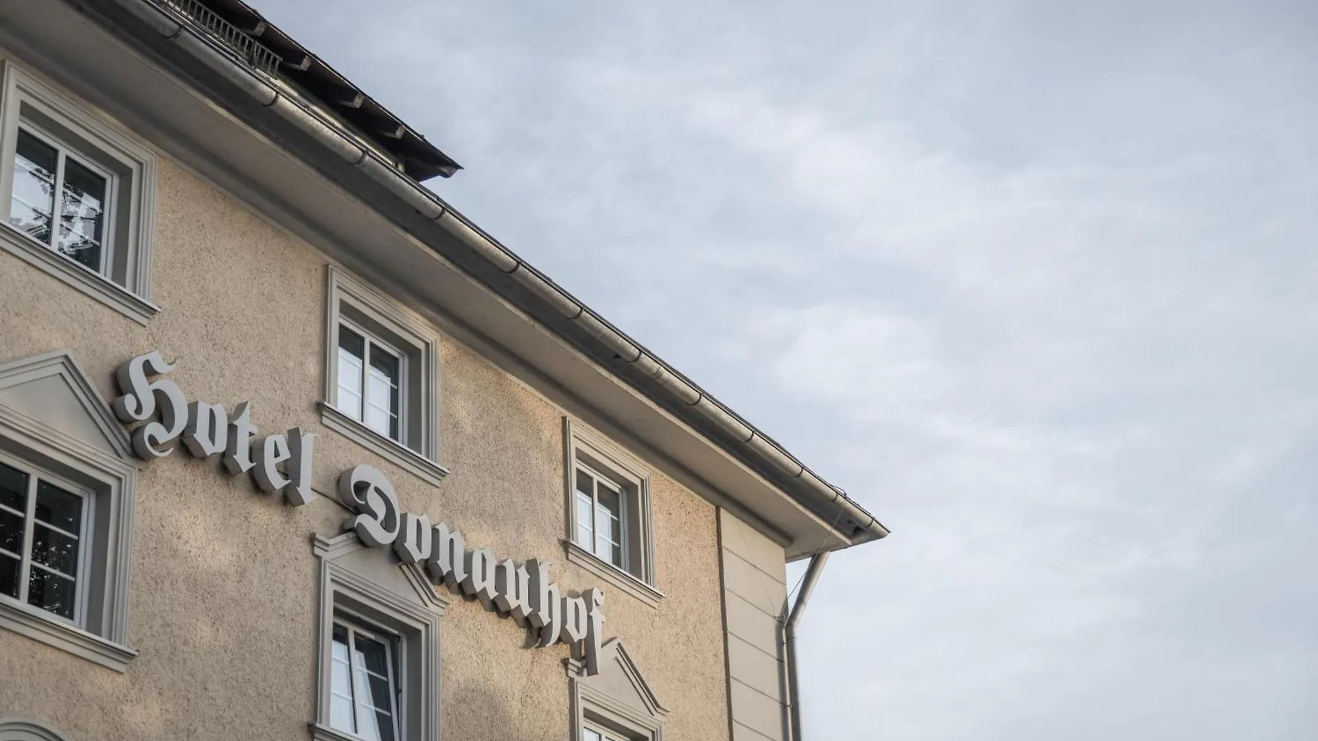 ***  Hotel Donauhof 데젠돌프 독일